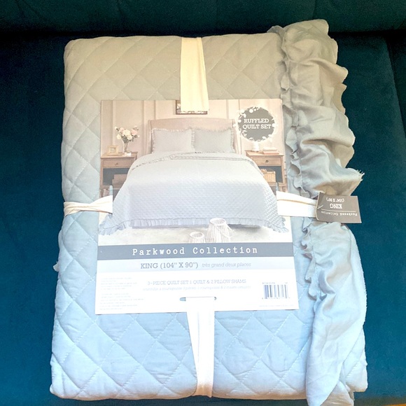 King 3pc quilt set - Picture 2 of 2